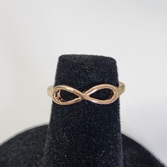 Gold Pinkie Finger Infinity Ring Size 3 New - Picture 1 of 6